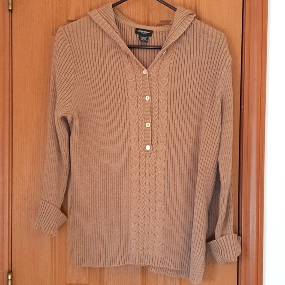 XL soft Eddie Bauer hooded sweater
